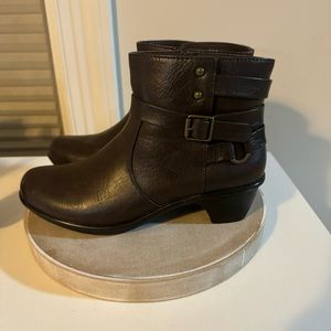 Brown ankle boots